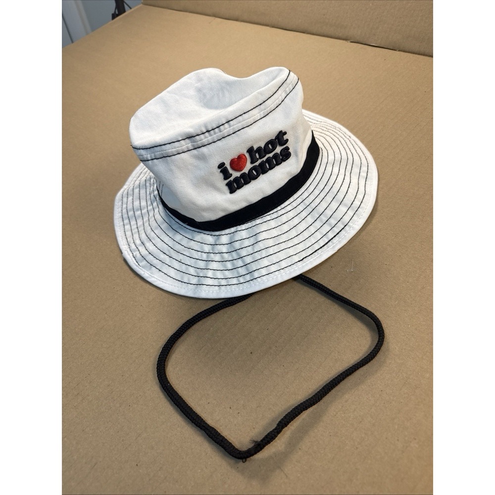 Danny Duncan I Love Hot Moms Bucket Hat Cap Heart, Mothers‎ Day